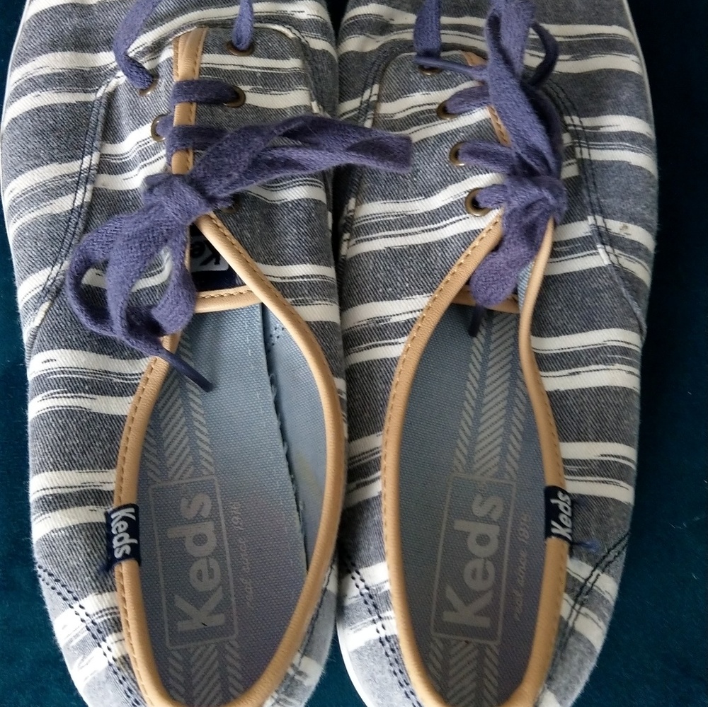 Keds Canvas Sneaker Casual Shoes Sz 9.5